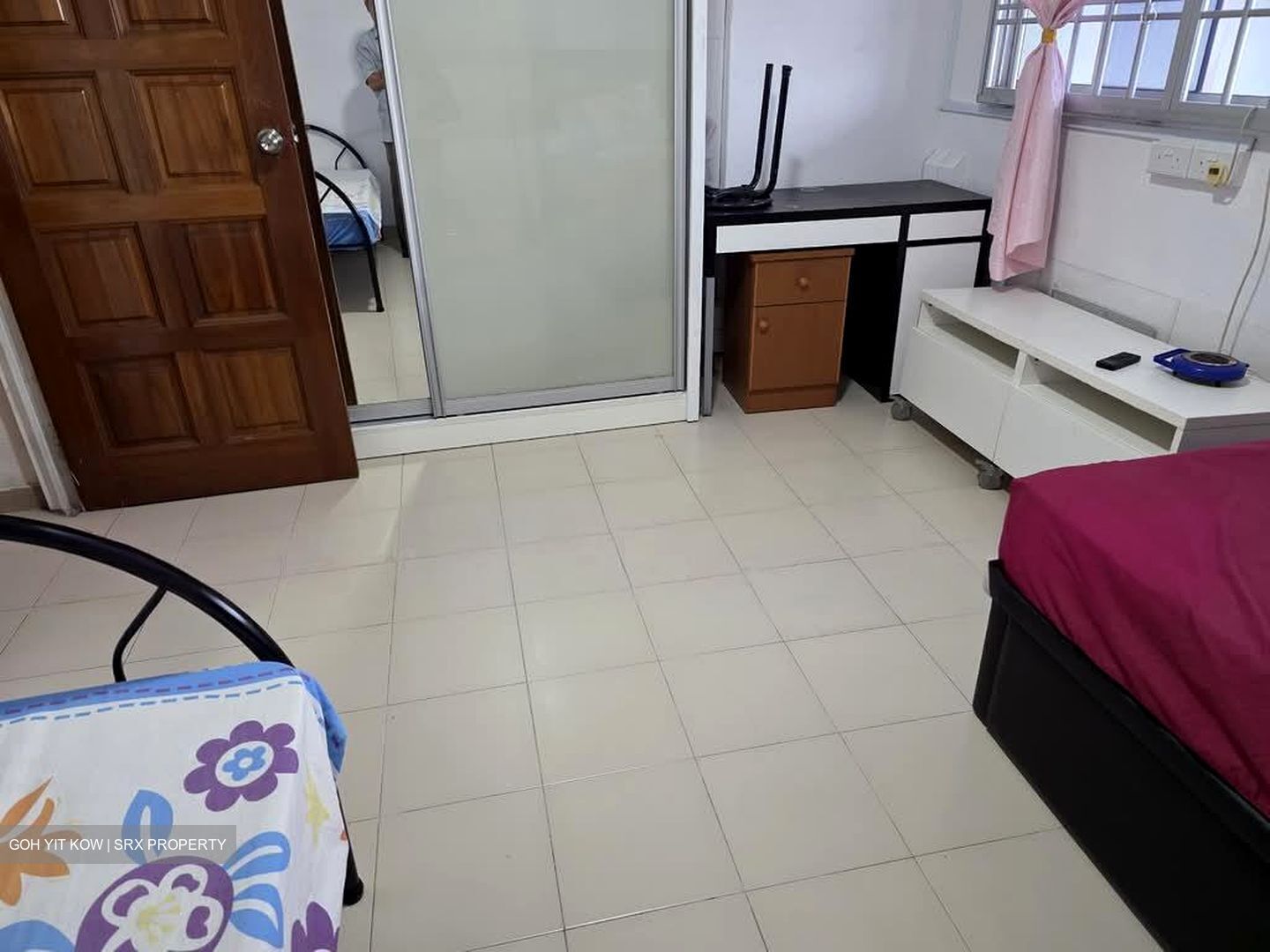 Blk 547 Jurong West Street 42 (Jurong West), HDB Executive #530064621